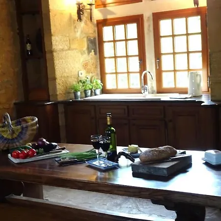 Chateau A Dans Le Lot Villa