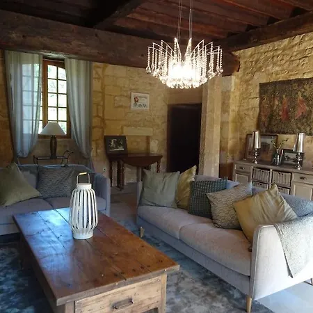 Chateau A Dans Le Lot Gourdon