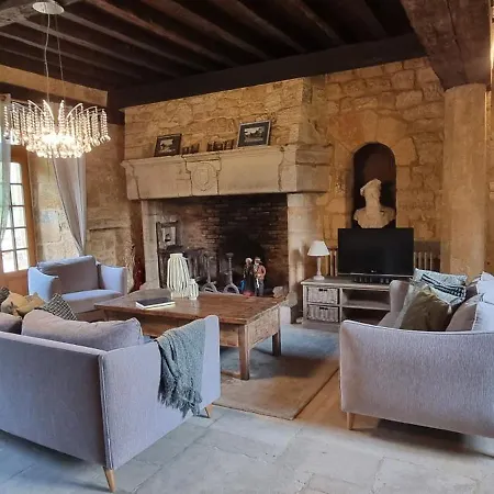 Chateau A 5 5 Salles De Bains 4 Etoiles Villa Gourdon-en-quercy