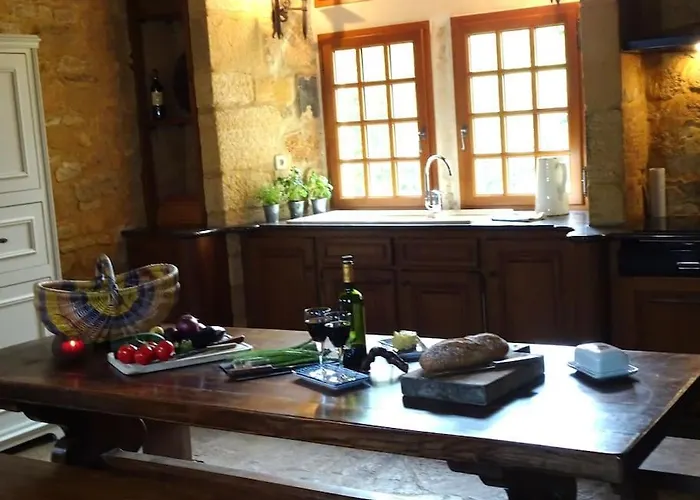 Chateau A Dans Le Lot Villa