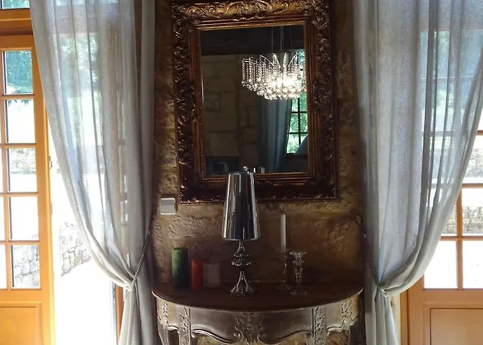 Chateau A Dans Le Lot *